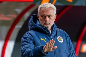 Mourinho: ‘Tôi bắt đầu hiểu Thổ Nhĩ Kỳ, tuần nào các bạn cũng khóc lóc’